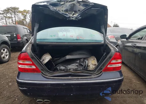 2007 Mercedes-Benz C 230 Sport from USA, damaged, VIN WDBRF52H27F911720